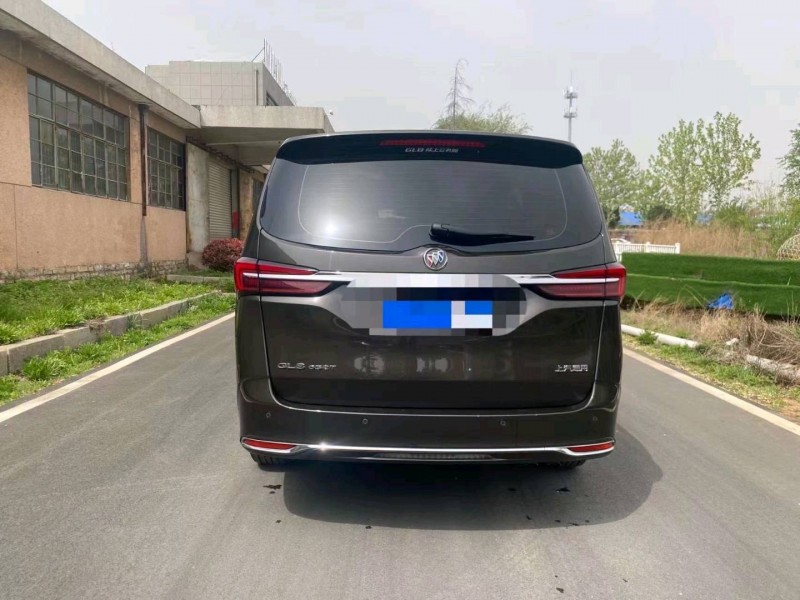 青岛21年别克GL89