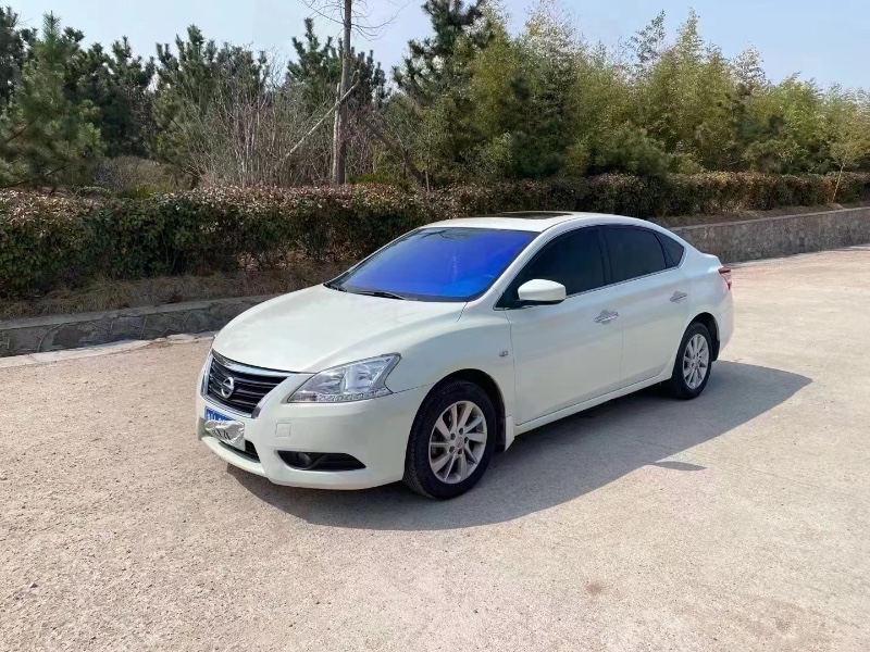 青岛15年日产轩逸2