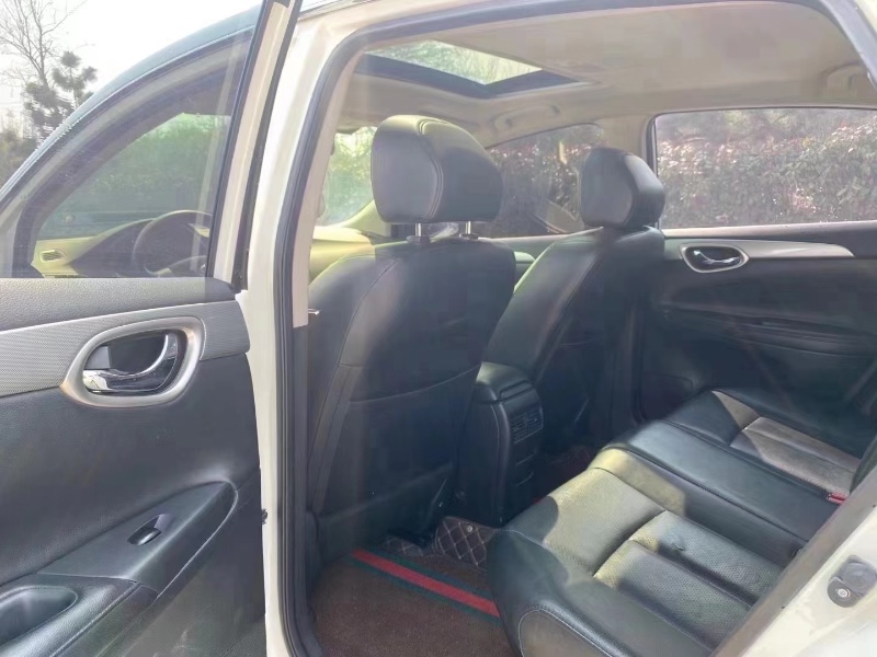 青岛15年日产轩逸8