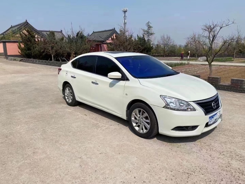 青岛15年日产轩逸9