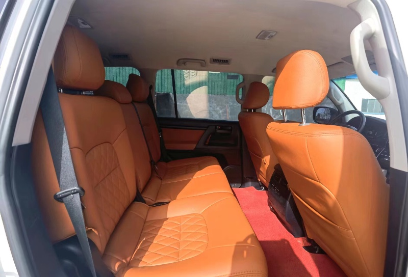 武汉17年丰田兰德酷路泽6