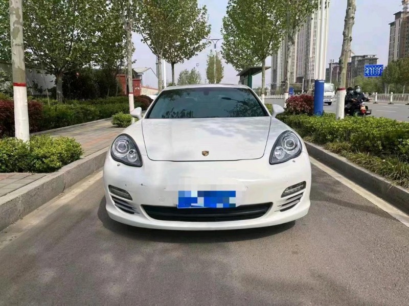 淄博12年保时捷帕拉梅拉1