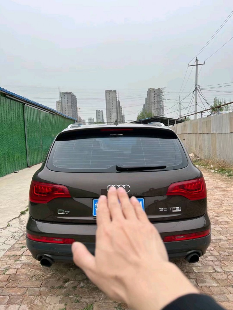 青岛14年奥迪Q77