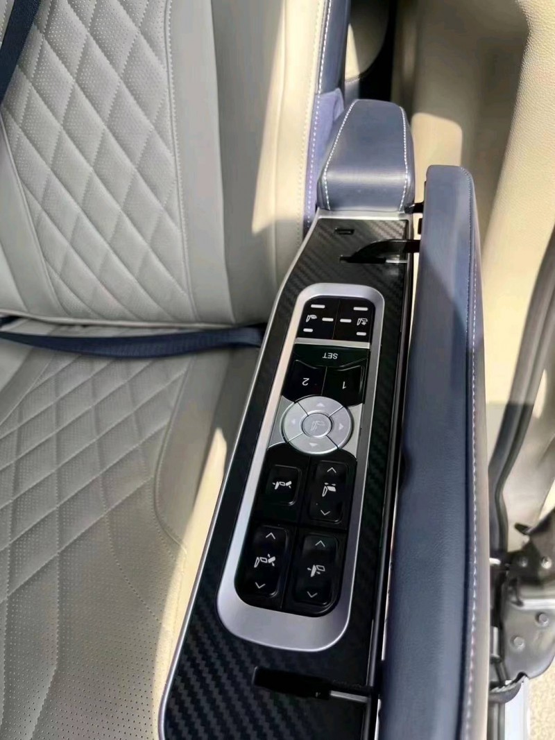 青岛16年别克GL83