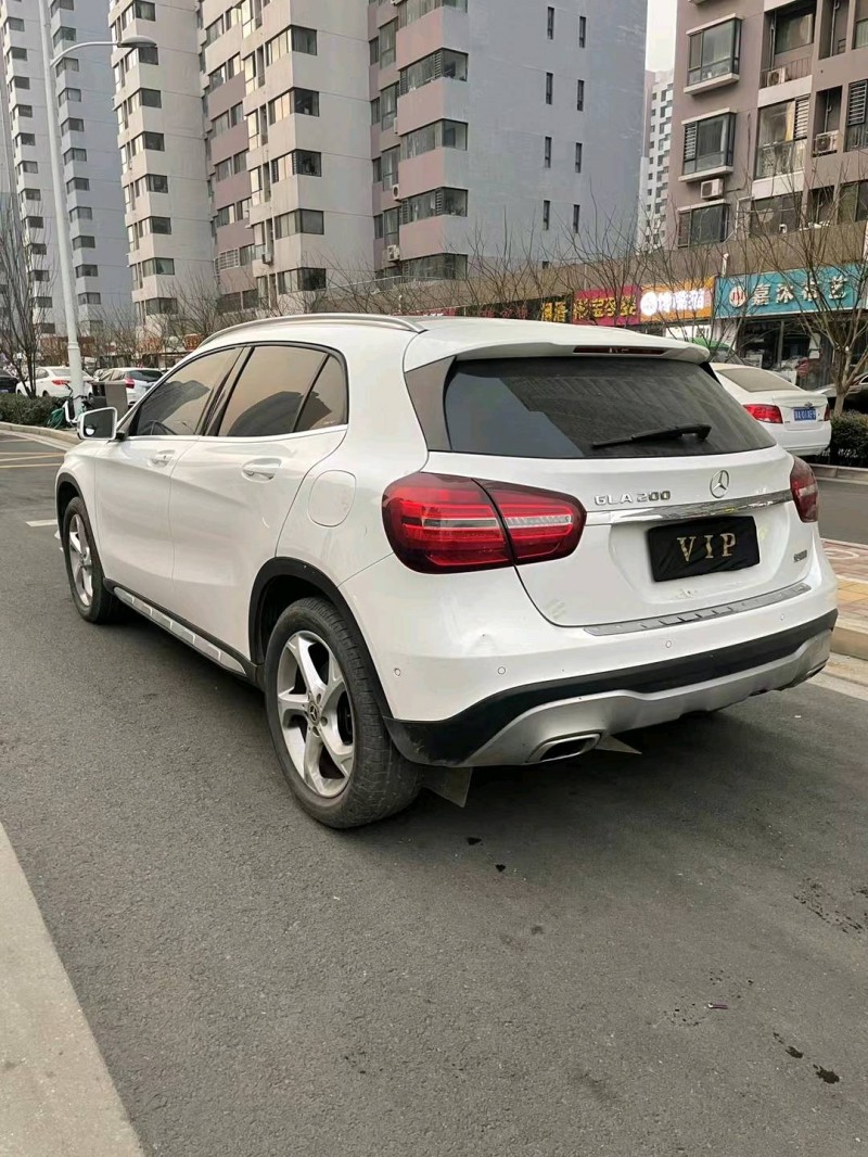 石家庄18年奔驰GLA8