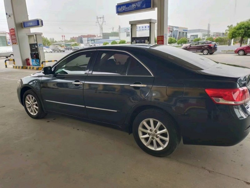 保定14年丰田凯美瑞5