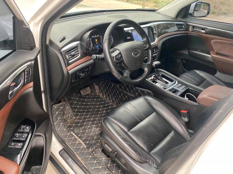 保定17年传祺GS82