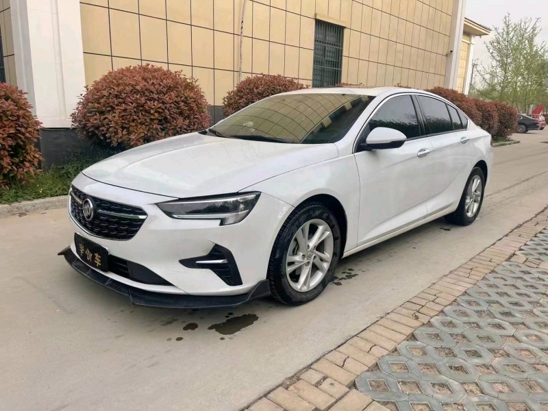 青岛21年别克君威2