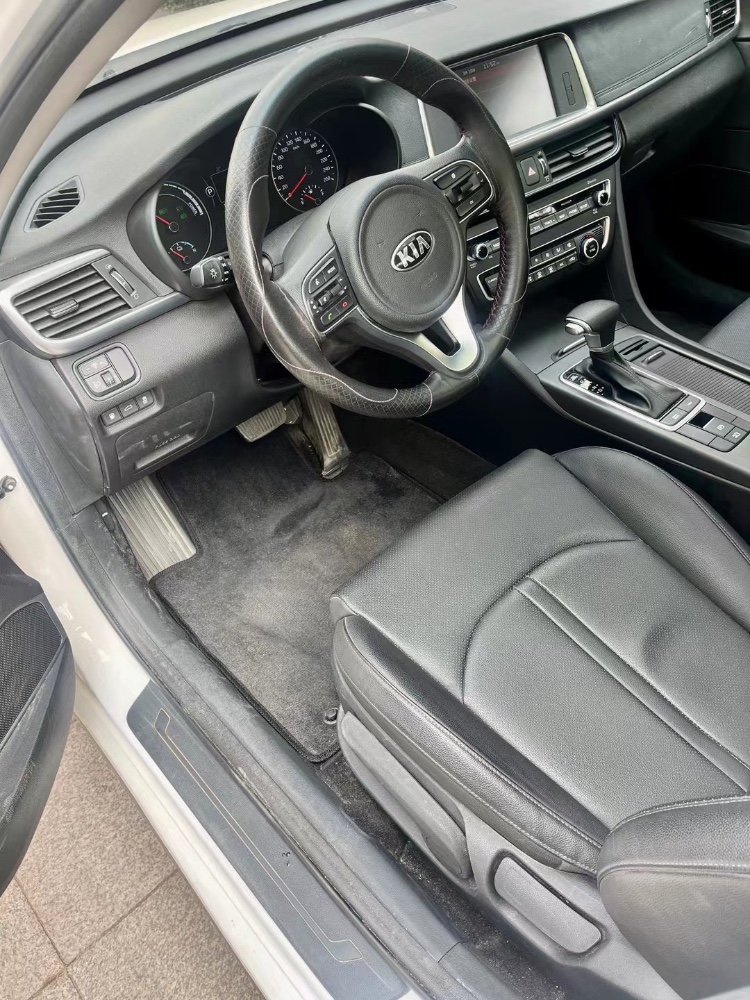 青岛19年起亚K58