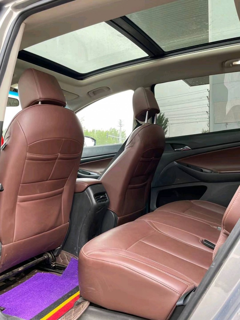 保定18年别克GL65