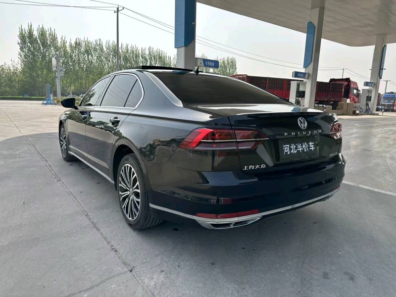 保定18年大众辉昂7