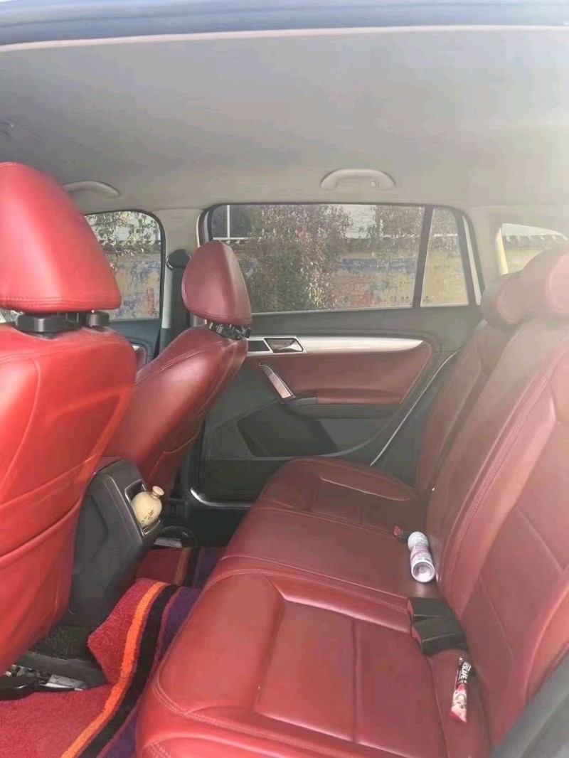 济南15年大众朗行4