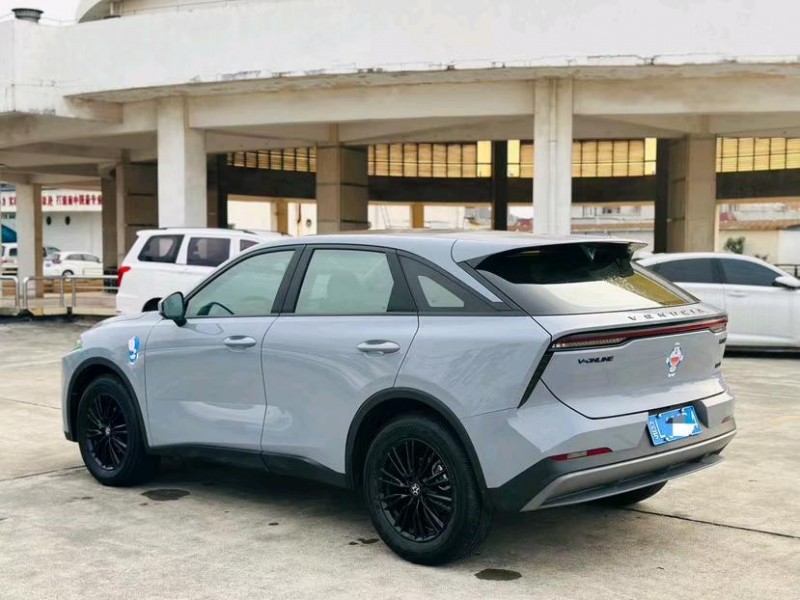 东莞22年启辰大V8