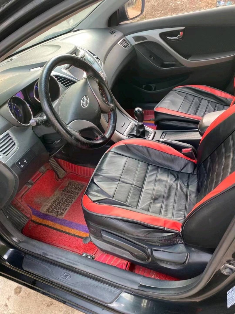 保定13年现代朗动7