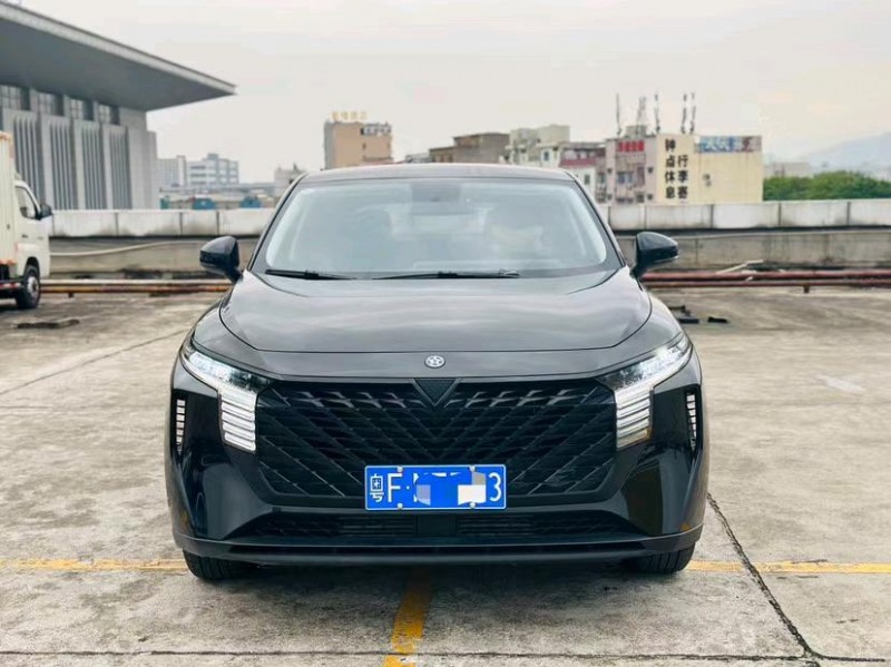 东莞22年启辰大V1