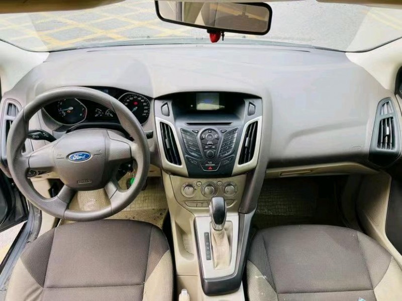 东莞14年福特福克斯5