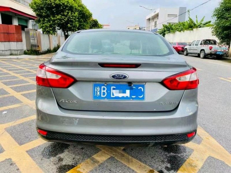 东莞14年福特福克斯9