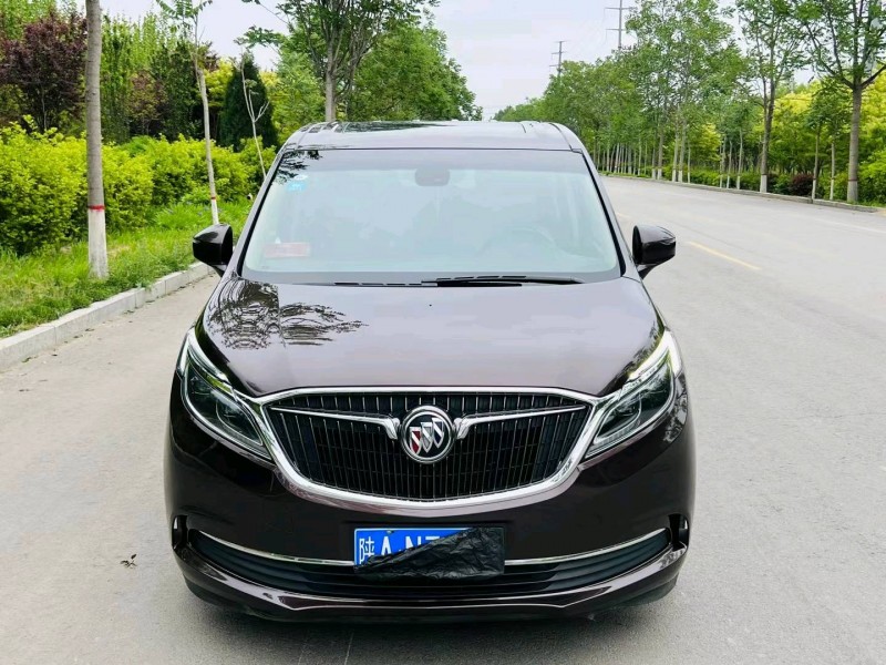 聊城17年别克GL81