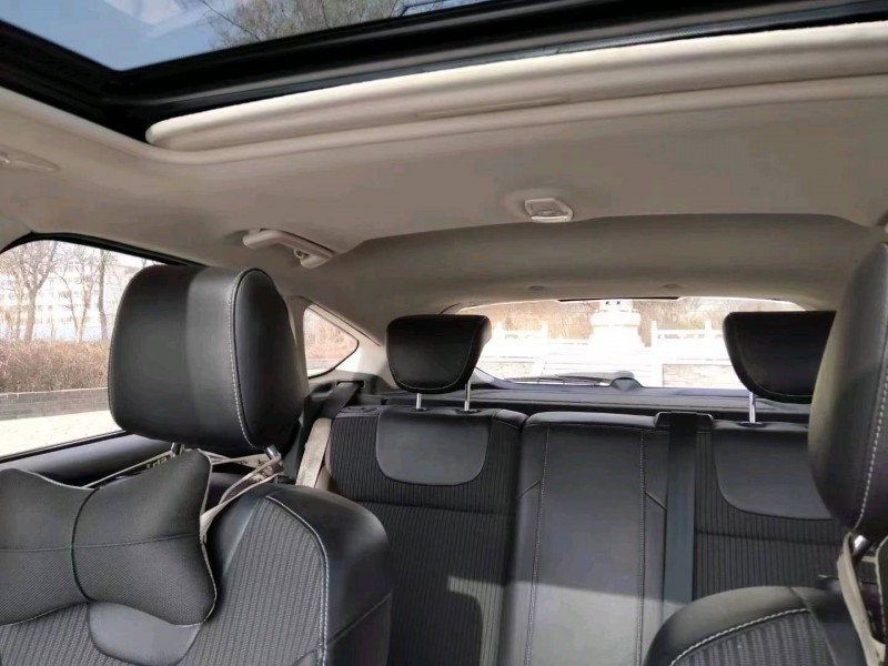 烟台14年福特福克斯5