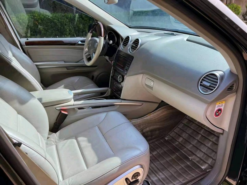 济南12年奔驰ML5