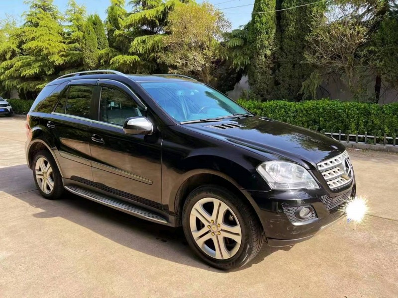 济南12年奔驰ML8