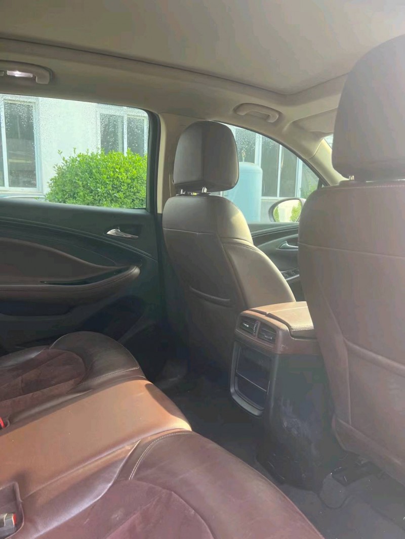 徐州17年别克昂科威4