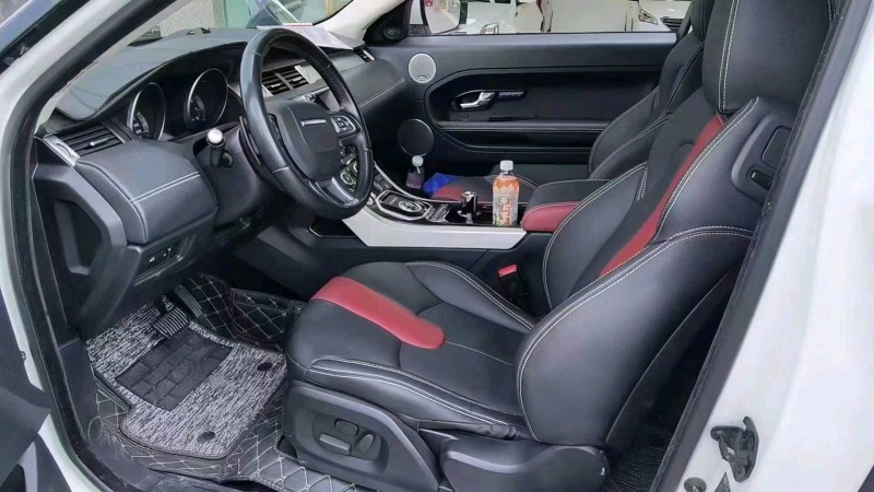 重庆12年路虎极光5