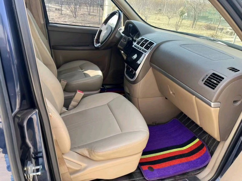 保定14年别克GL86