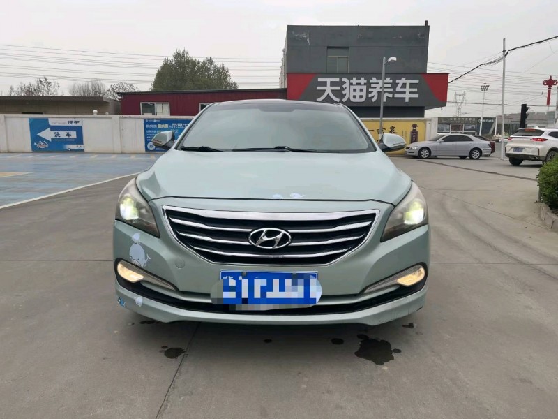 保定13年现代名图1