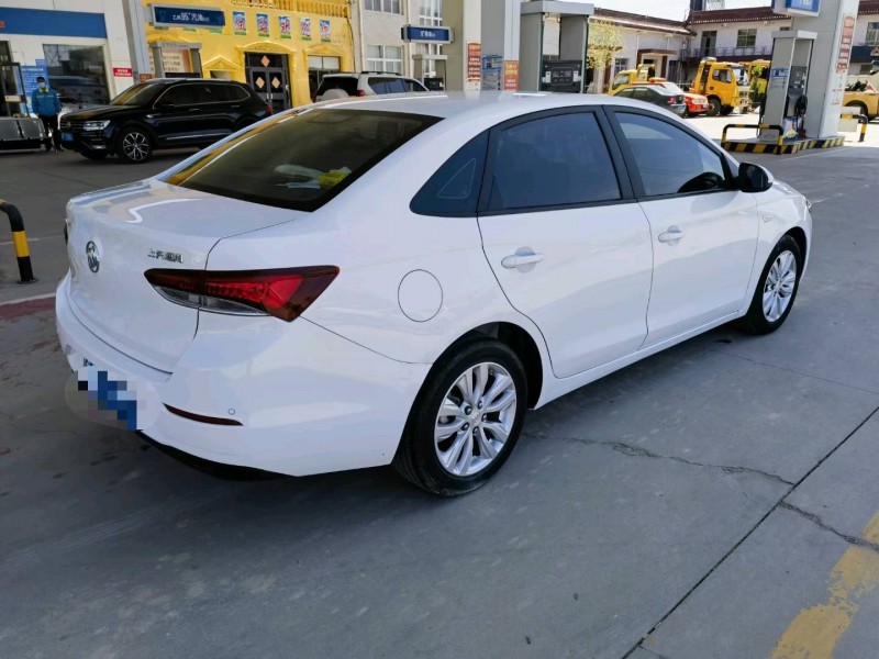 保定21年别克英朗4