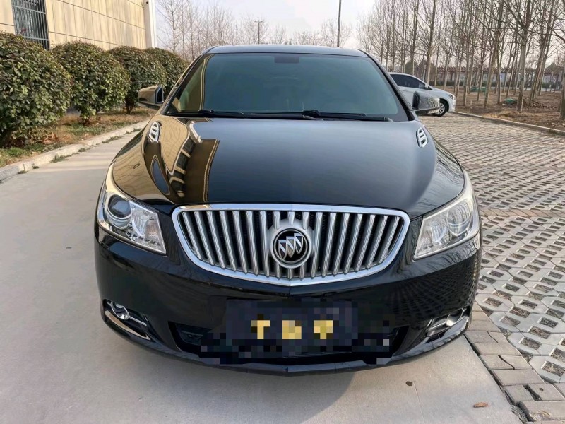 济宁13年别克君越1