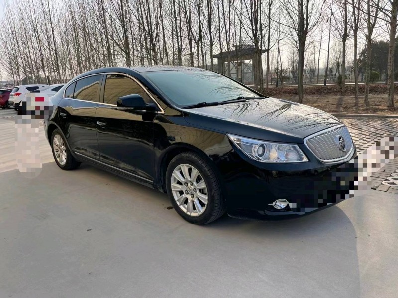 济宁13年别克君越3