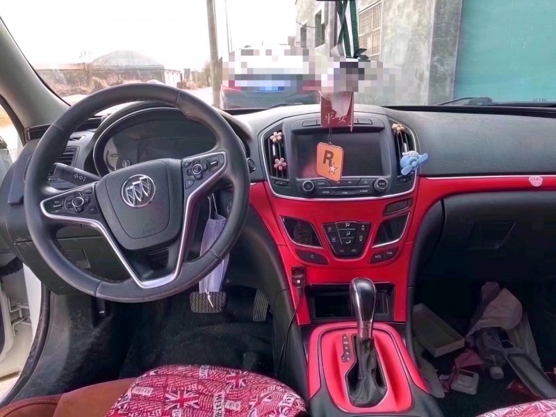 青岛15年别克君威4