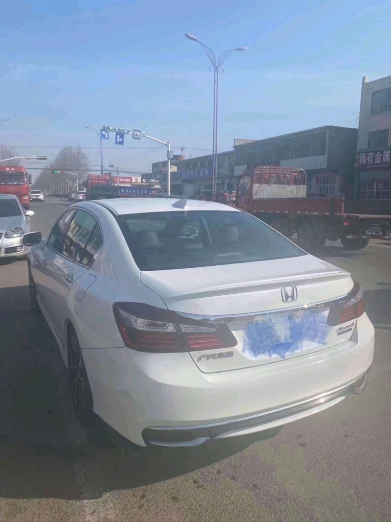 济南19年本田雅阁4