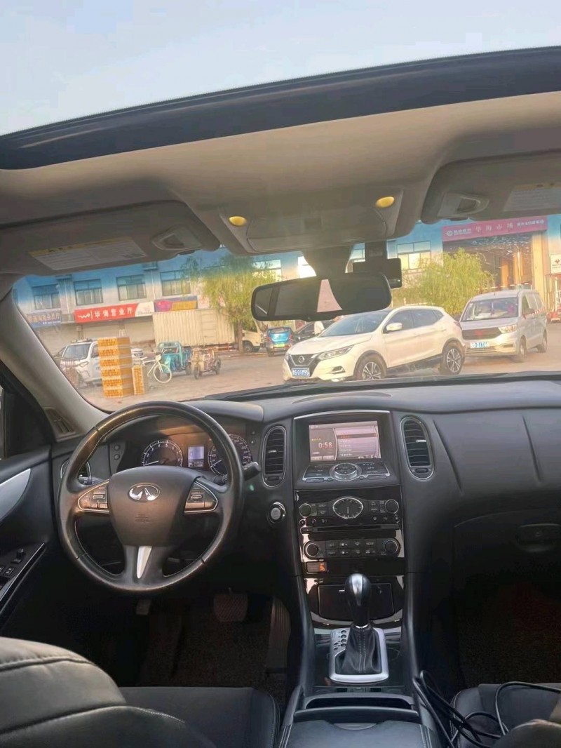 青岛16年英菲尼迪QX505