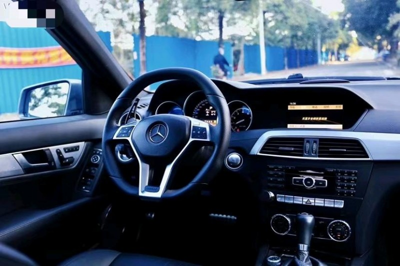 东莞12年奔驰AMG5