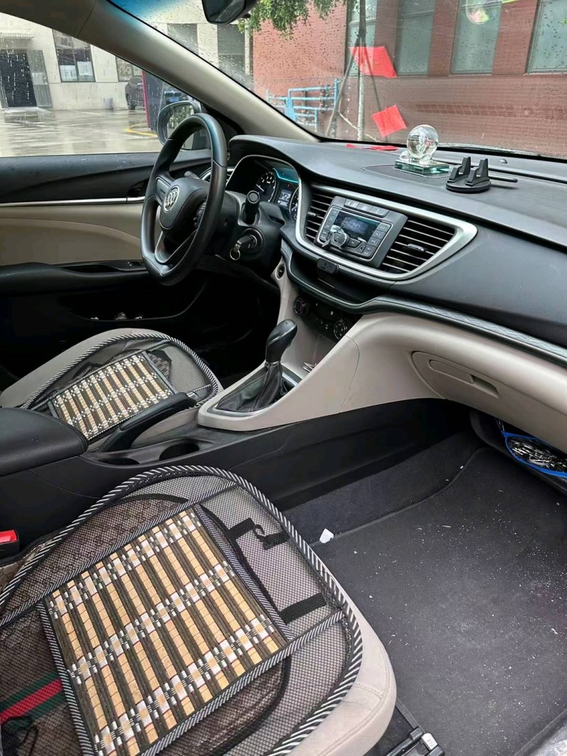 广州19年别克英朗6