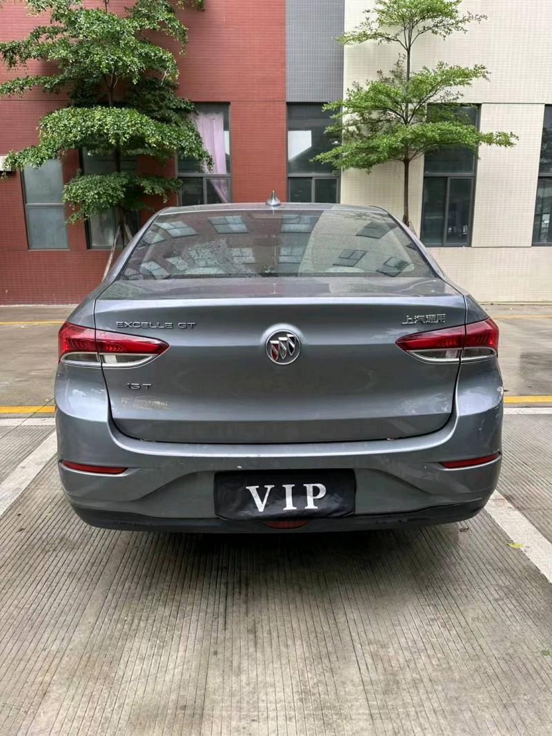 广州19年别克英朗9