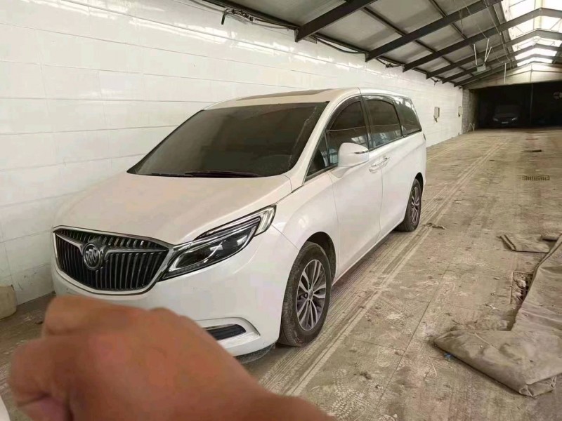 石家庄17年别克GL81