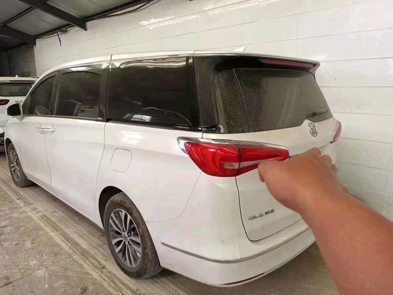 石家庄17年别克GL85