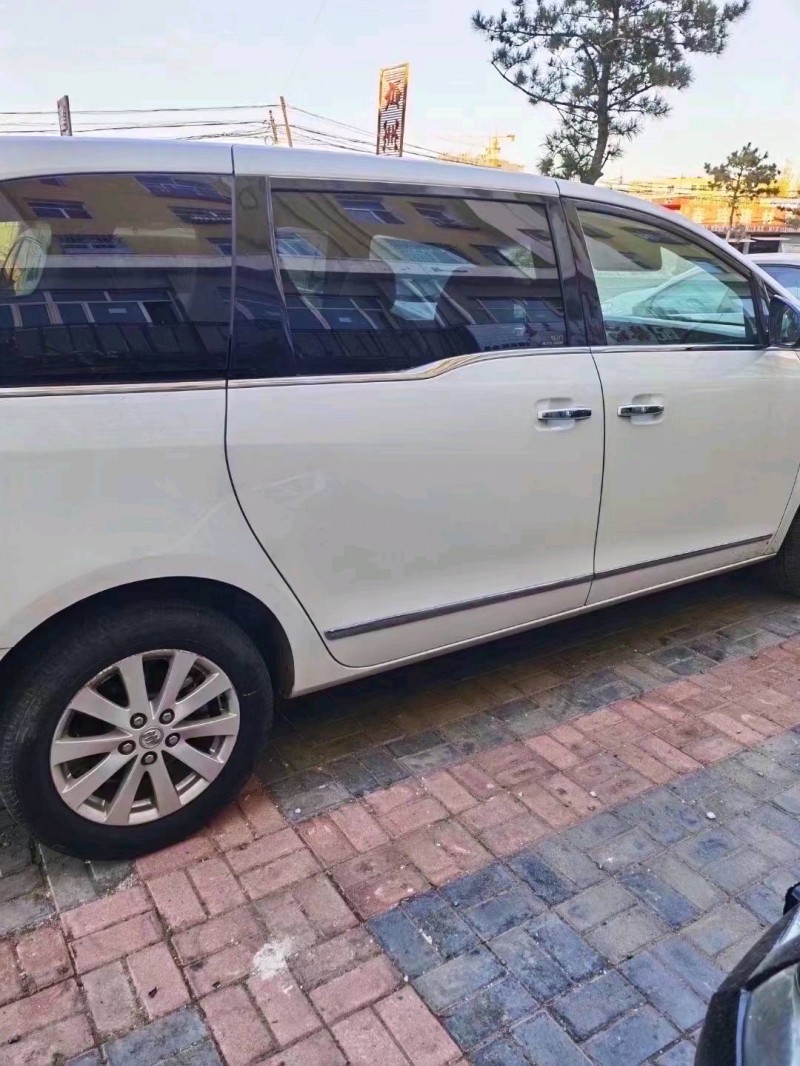 石家庄19年别克GL86