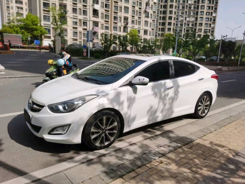 苏州15年现代朗动3