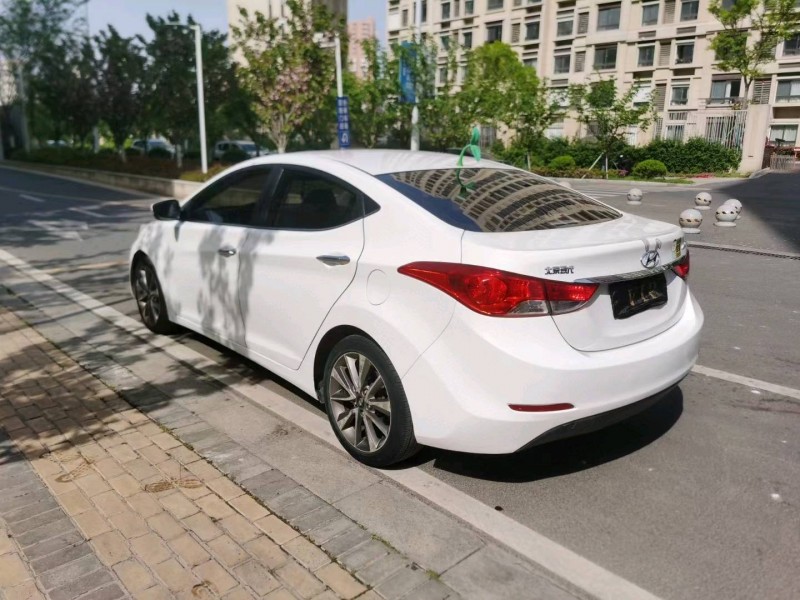 苏州15年现代朗动7