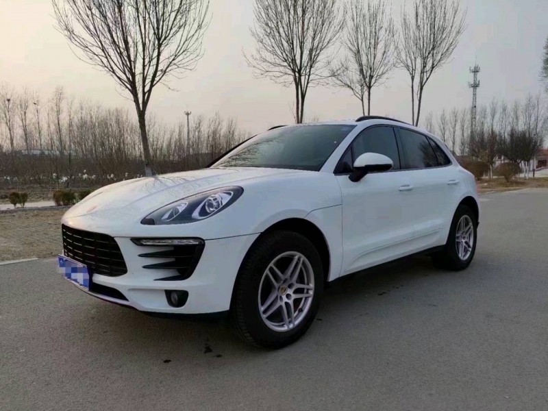 青岛18年保时捷Macan8