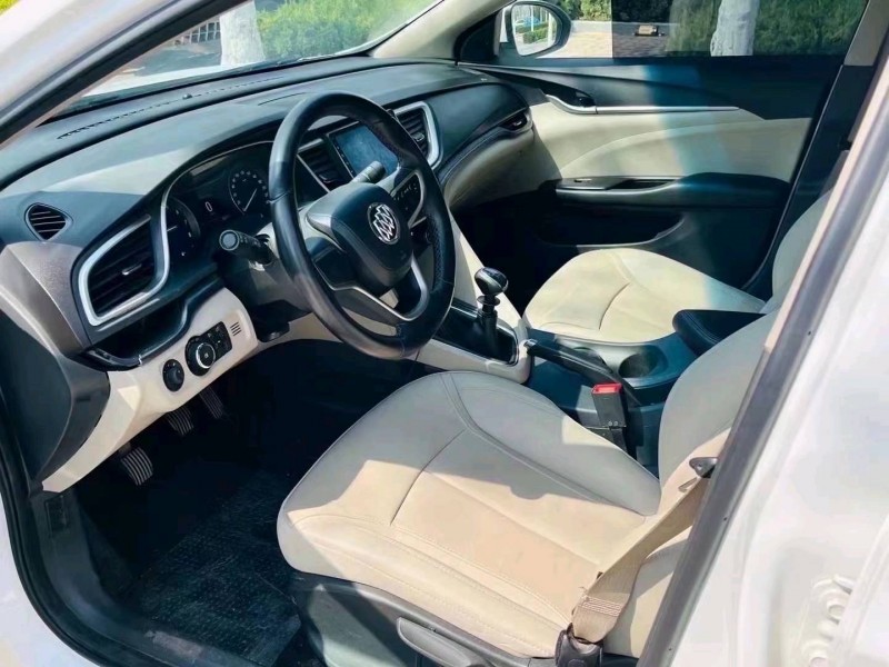 聊城19年别克英朗6