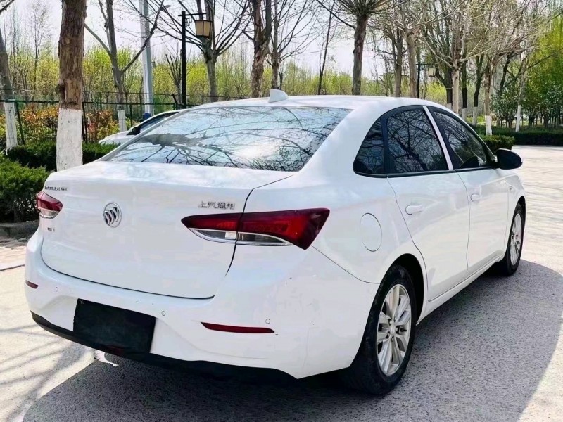 聊城19年别克英朗8