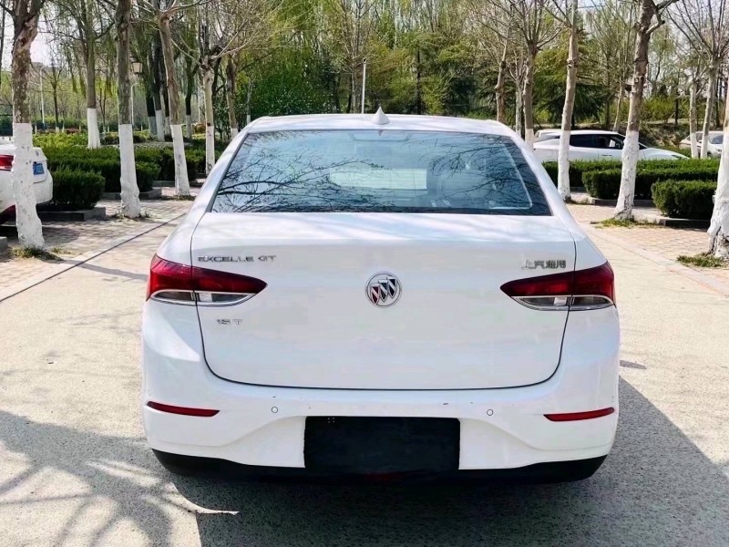 聊城19年别克英朗9