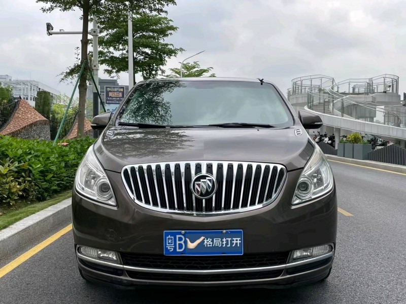 广州13年别克GL81