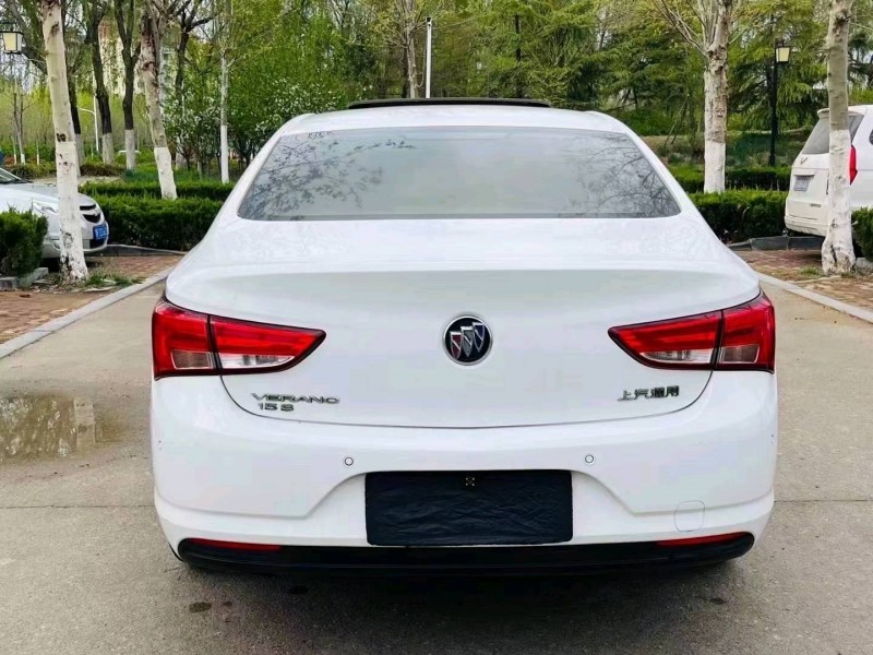 聊城18年别克威朗9