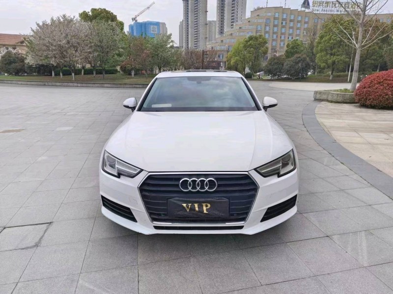 黃石17年奧迪A4L1